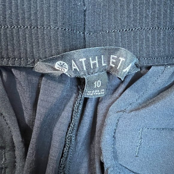 Athleta Pants Womens 10 Black Mod Trekkie Crop Zip Ankle Nylon Stretch Ripstop - Picture 9 of 13